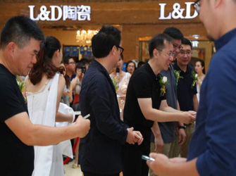 與梁志天再續(xù)前緣，唯美L&D陶瓷攜手設(shè)計(jì)大師走進(jìn)合肥