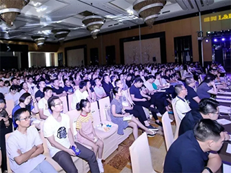 設(shè)計盛宴再啟丨梁志天、張清平與現(xiàn)場1200名設(shè)計師一起，引爆無錫設(shè)計力量（內(nèi)附無錫站直播回放）