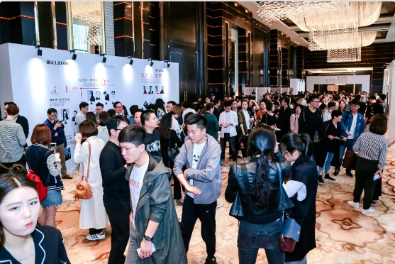 1552270926111047.png image.png